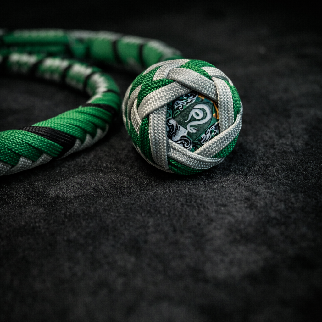 Fouet snakewhip aux couleurs de la maison Serpentard